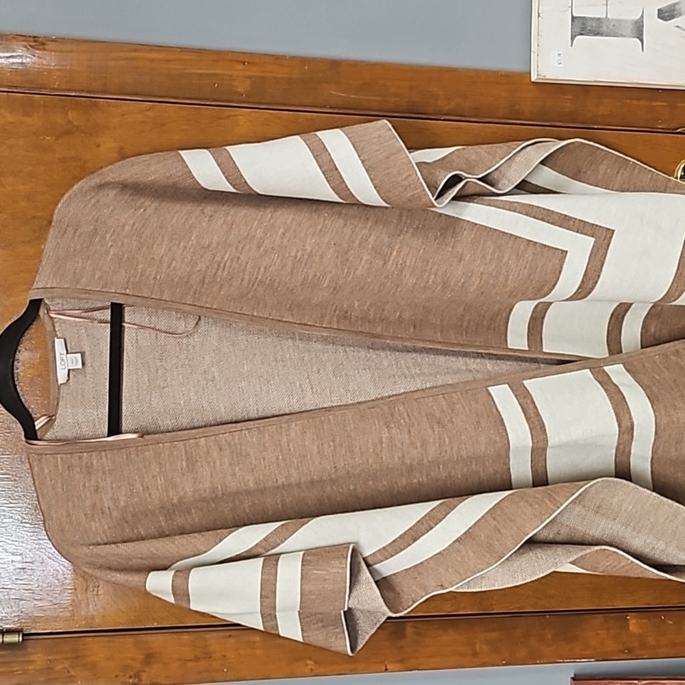 LOFT Border Stripe Poncho Wrap Shrug Tan & White Size M/L - Picture 6 of 8